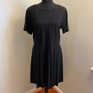 LOFT Black Short Sleeve Dress